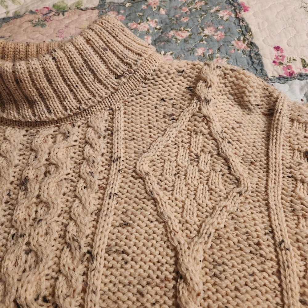 Callan Wool Sweater NWOT - Picture 10 of 16